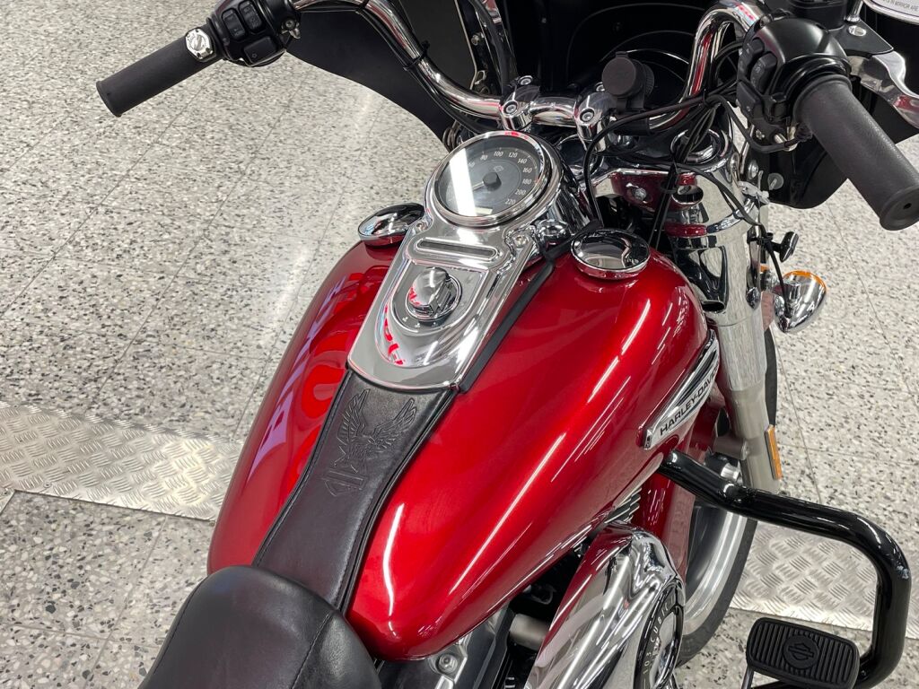 Harley-davidson DYNA 2014 