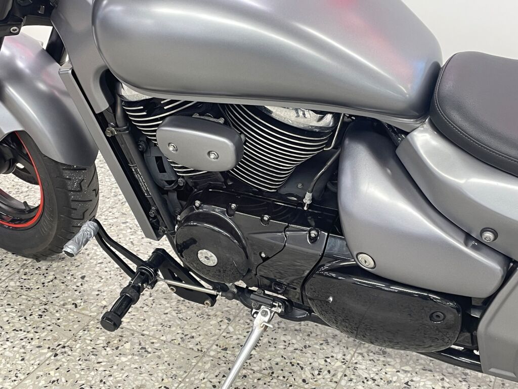 Suzuki VZ 2007 Musta