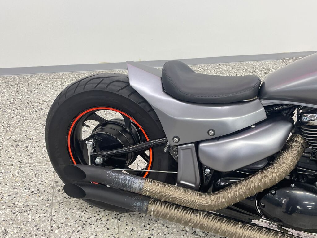 Suzuki VZ 2007 Musta