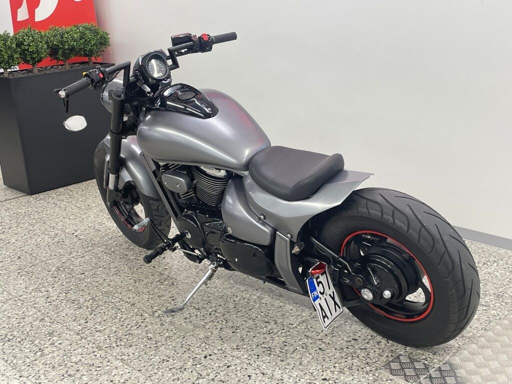 Suzuki VZ 2007 Musta
