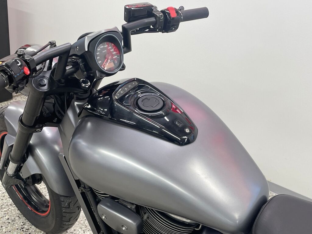 Suzuki VZ 2007 Musta