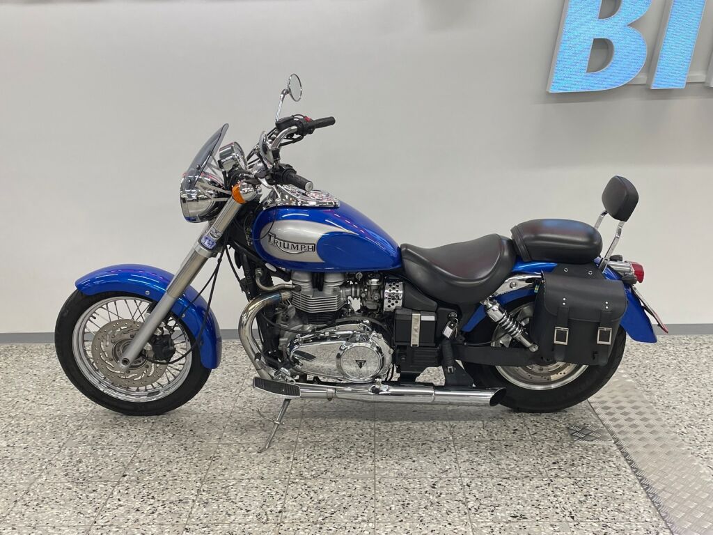 Triumph AMERICA 2003 Sininen