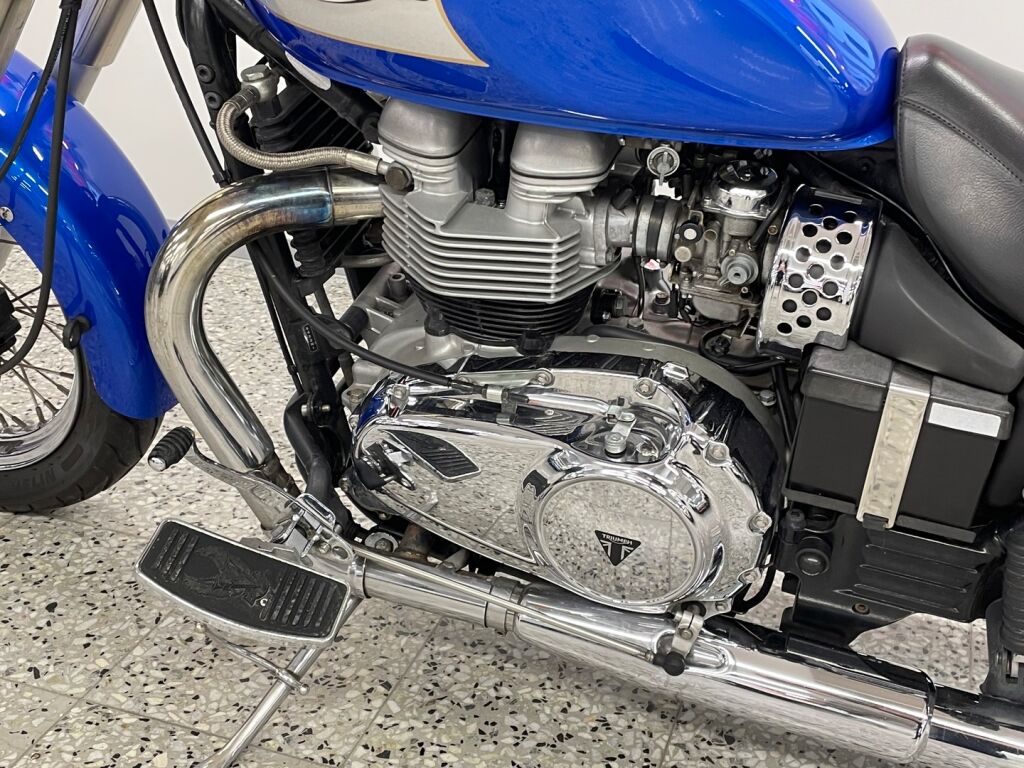 Triumph AMERICA 2003 Sininen