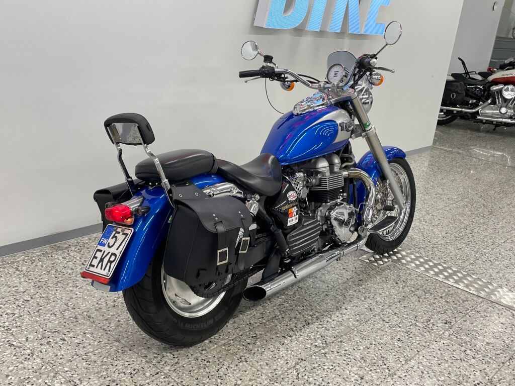 Triumph AMERICA 2003 Sininen