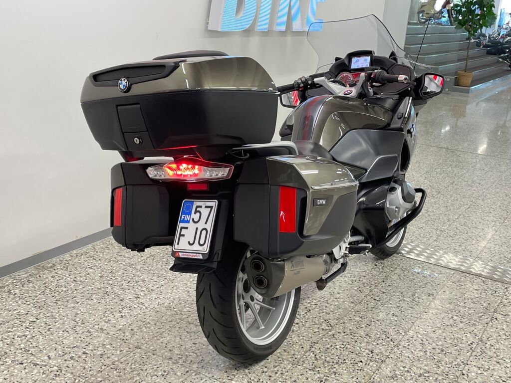 BMW R 2020 Ruskea (beige)