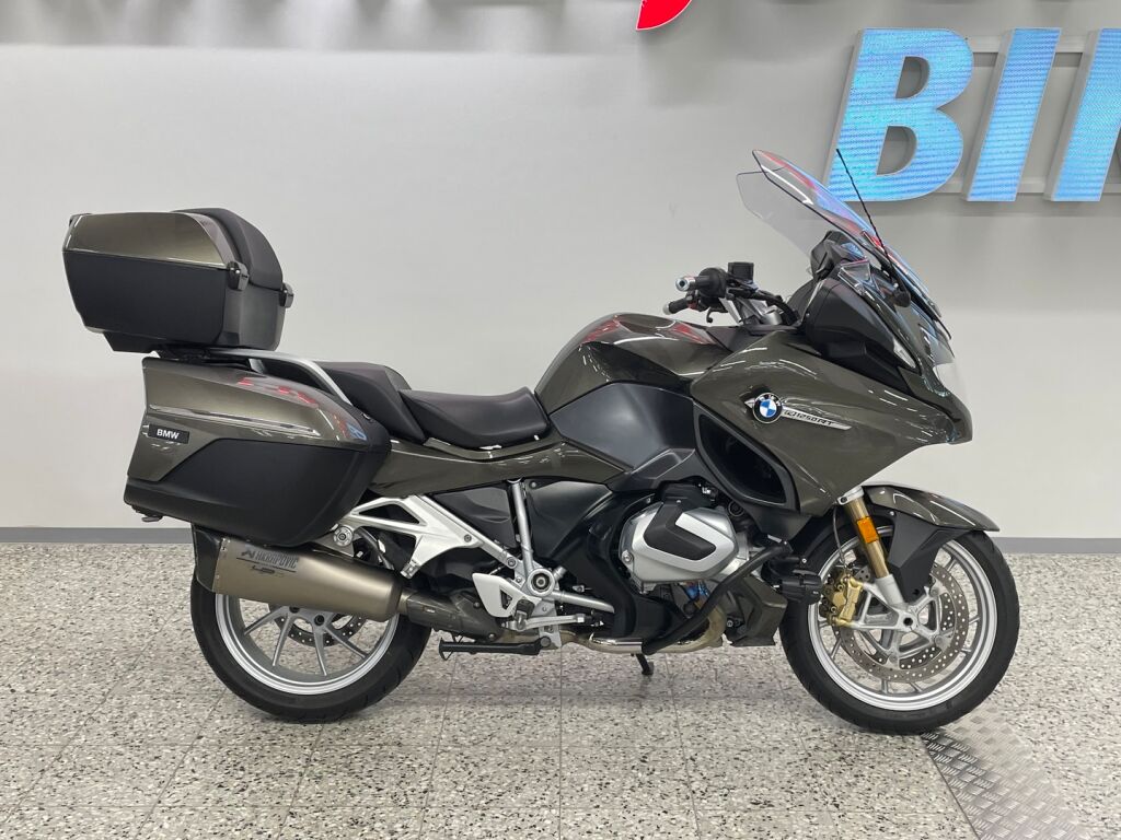 BMW R 2020 Ruskea (beige)
