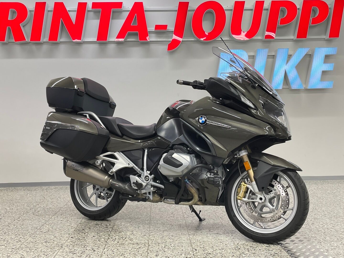 BMW R