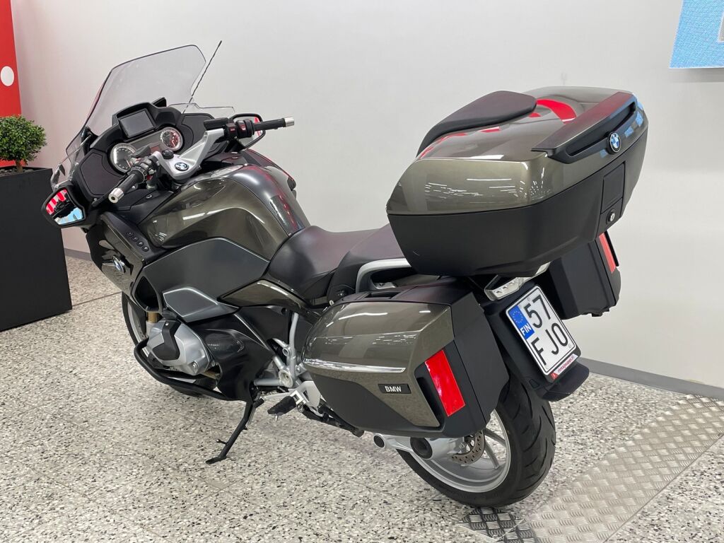 BMW R 2020 Ruskea (beige)