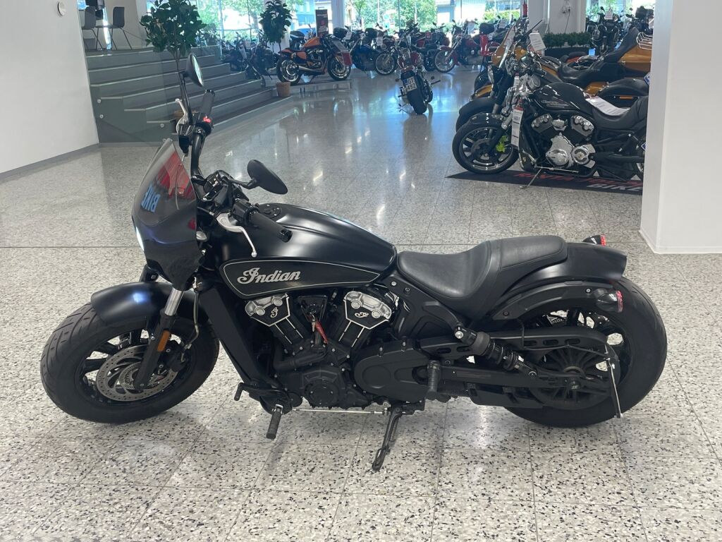 Indian SCOUT 2018 Musta
