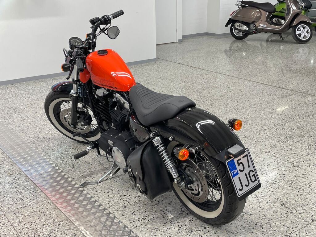 Harley-davidson SPORTSTER 2010 Oranssi