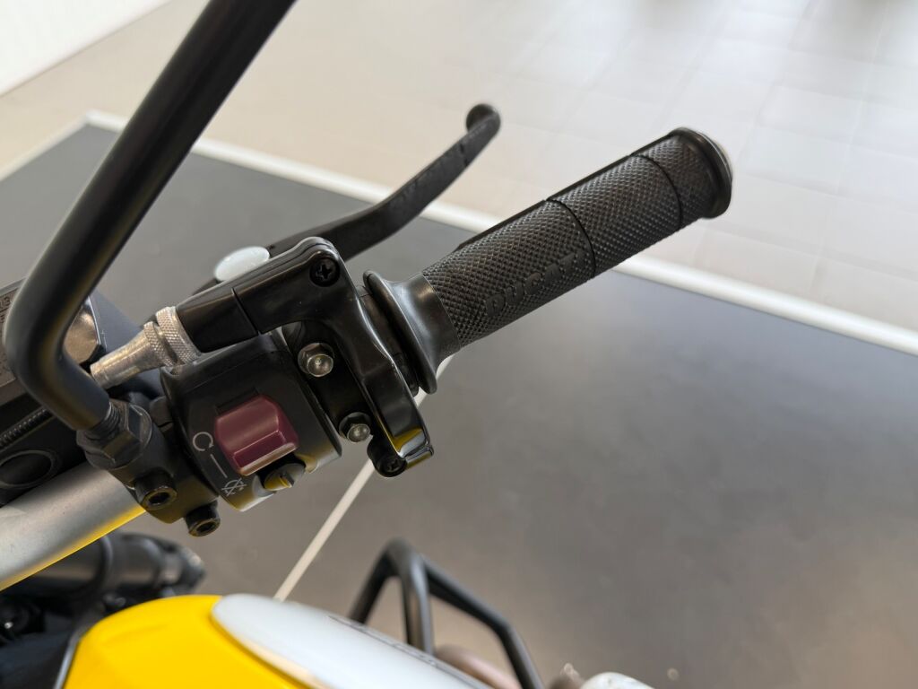 Ducati SCRAMBLER 2017 Keltainen