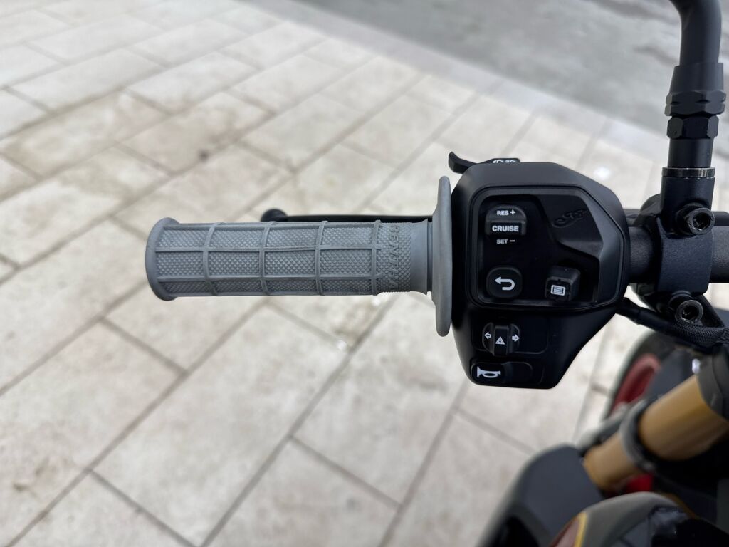 Indian FTR 1200 2022 