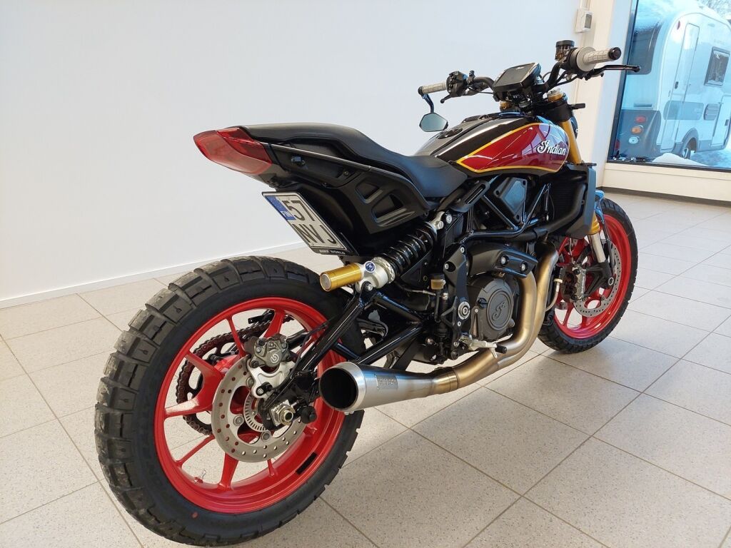 Indian FTR 1200 S 2022 