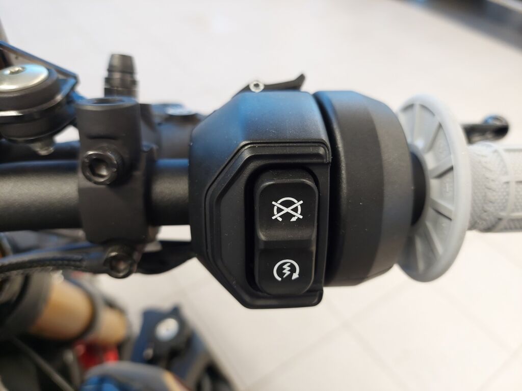 Indian FTR 1200 S 2022 