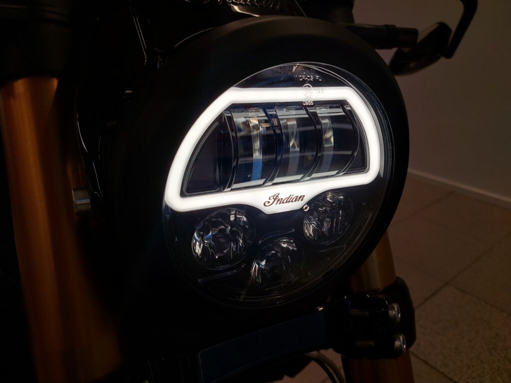 Indian FTR 1200 S 2022 