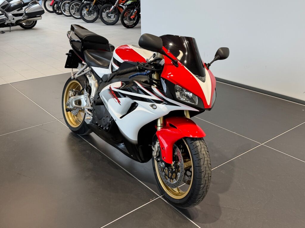 Honda CBR 2008 Valkoinen