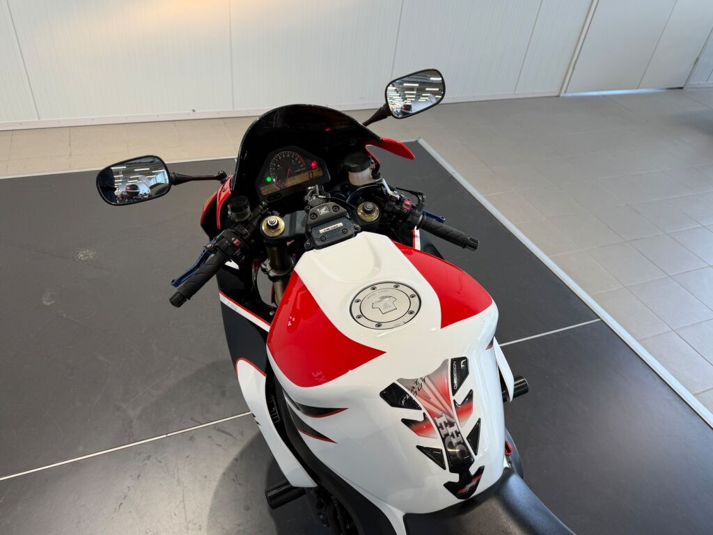 Honda CBR 2008 Valkoinen