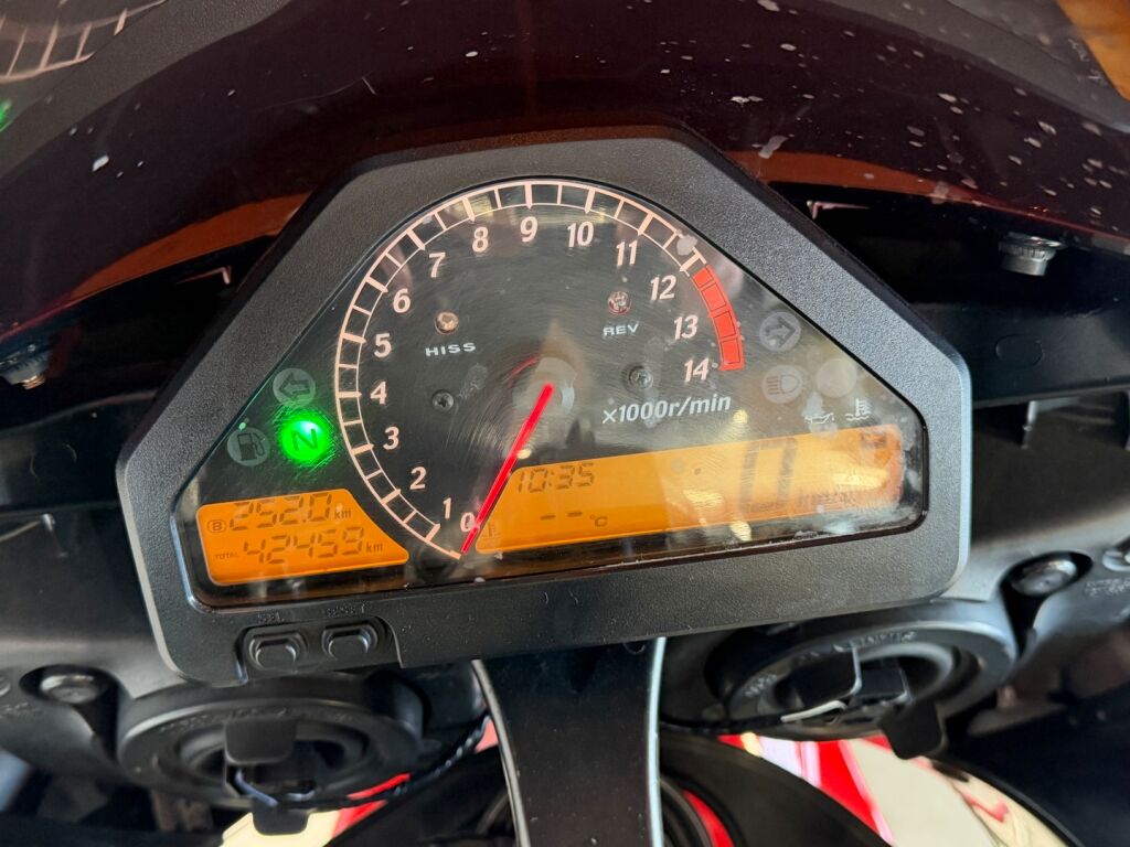 Honda CBR 2008 Valkoinen