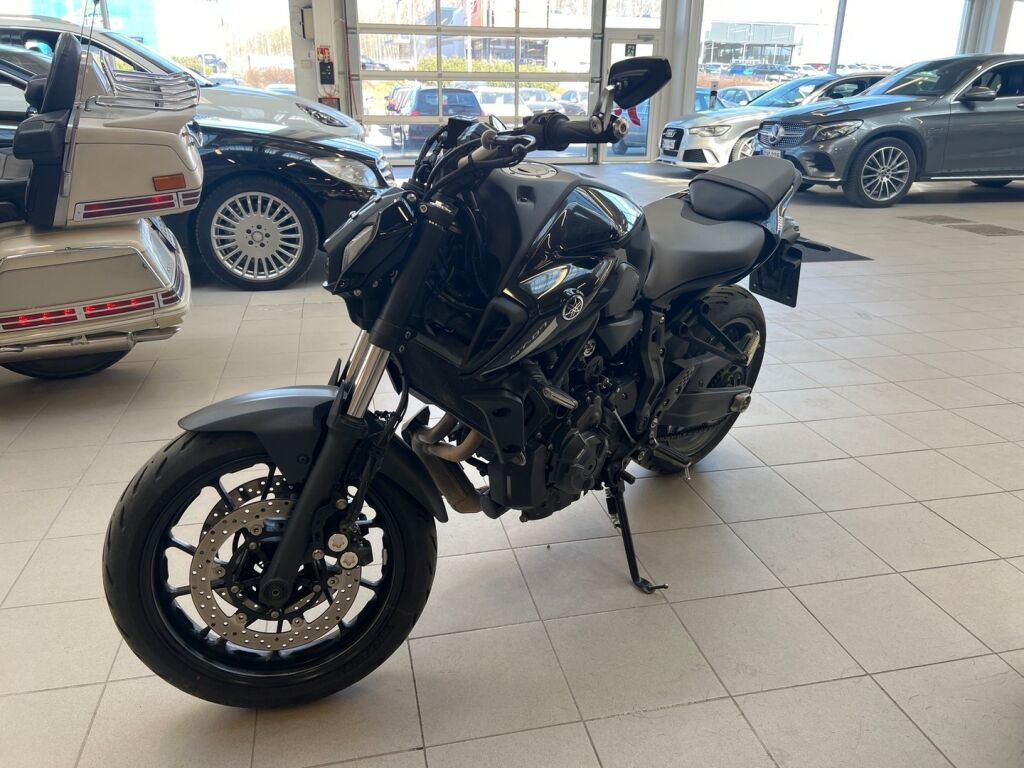 Yamaha MT-07 2023 