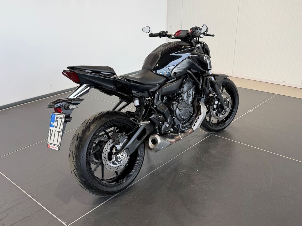 Yamaha MT-07 2023 