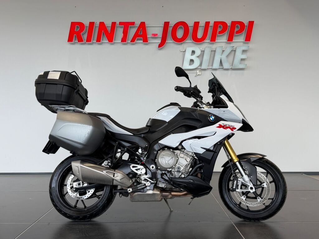 BMW S 2015 