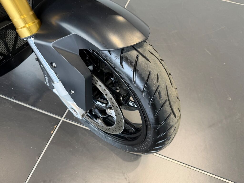 BMW S 2015 