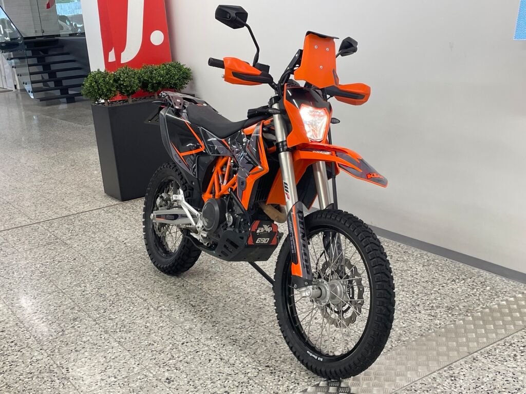 Ktm 690 2021 