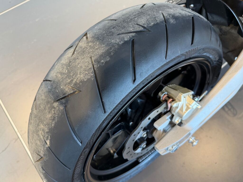 Aprilia Dorsoduro 2013 