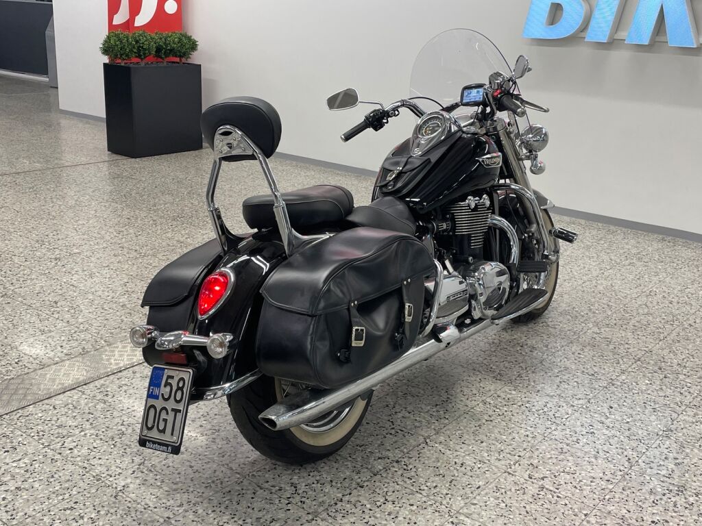 Triumph THUNDERBIRD 2015 