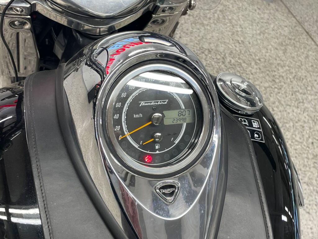 Triumph THUNDERBIRD 2015 