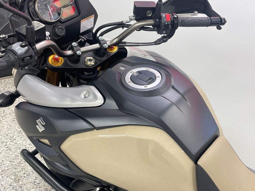 Suzuki DL 2014 