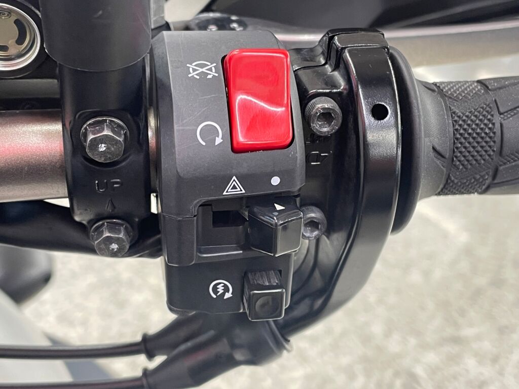 Suzuki DL 2014 