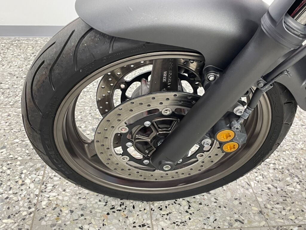 Yamaha XJR 2017 Sininen