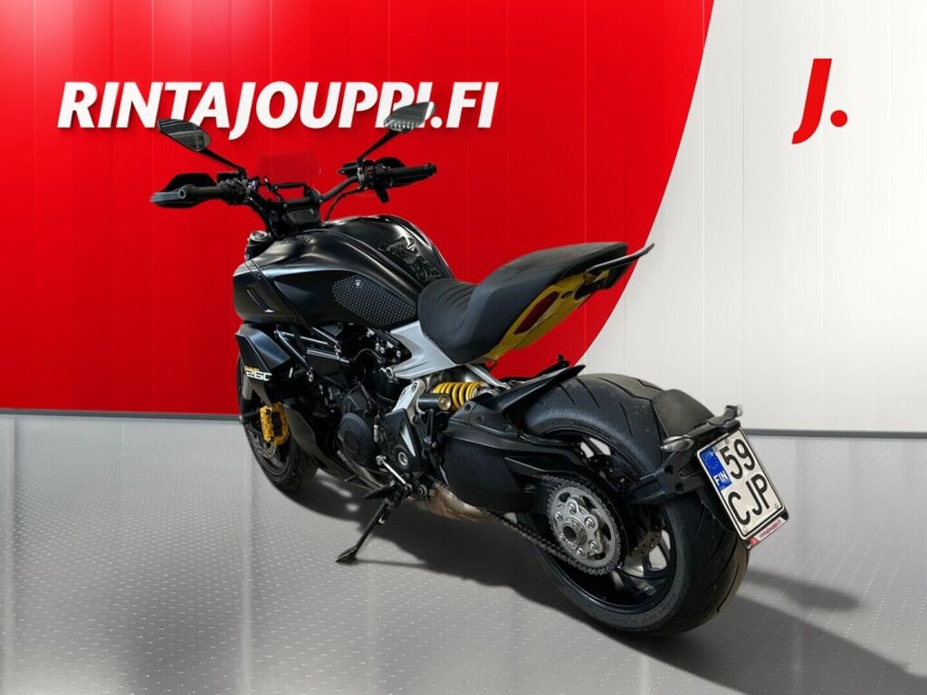 Ducati DIAVEL 2020 Harmaa