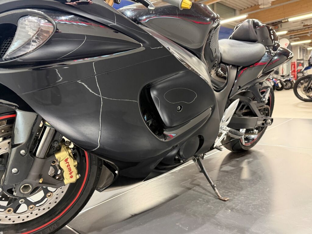 Suzuki GSX 2015 Musta