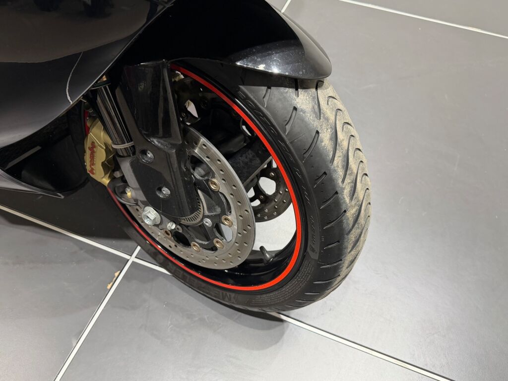 Suzuki GSX 2015 Musta