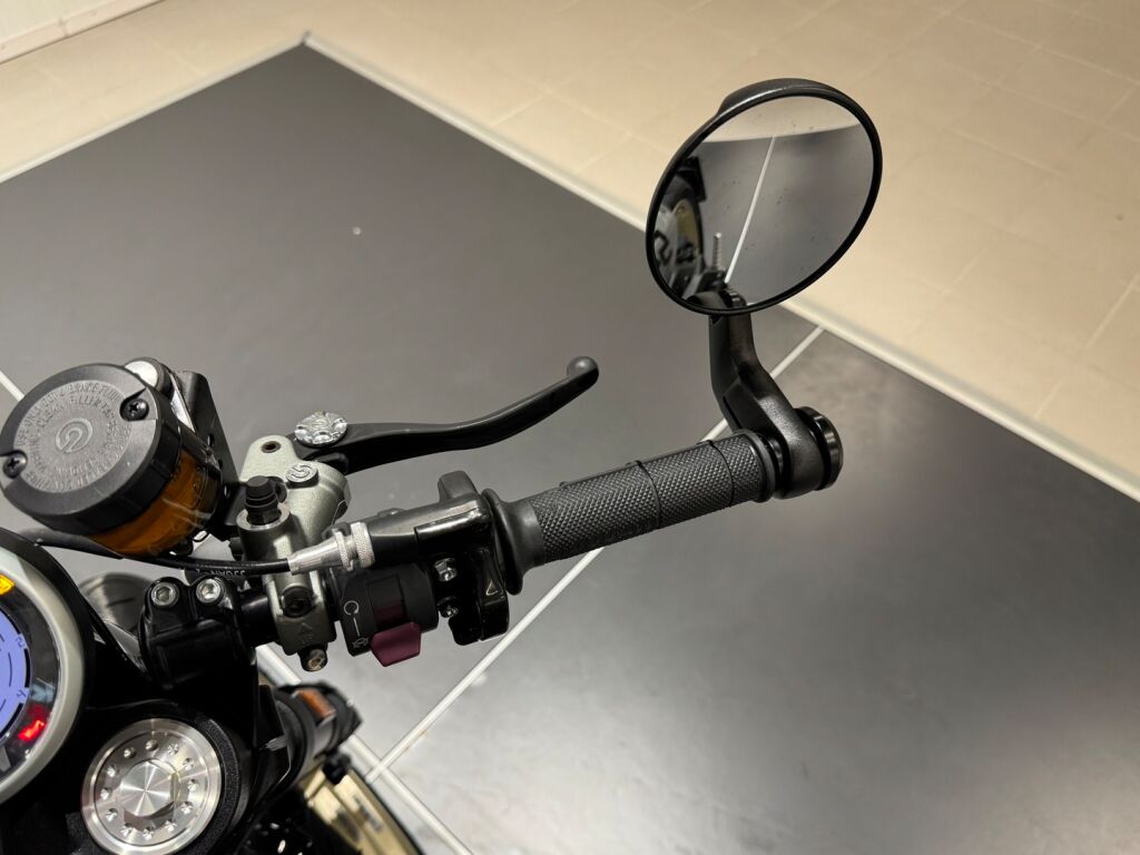 Ducati SCRAMBLER 2017 Musta