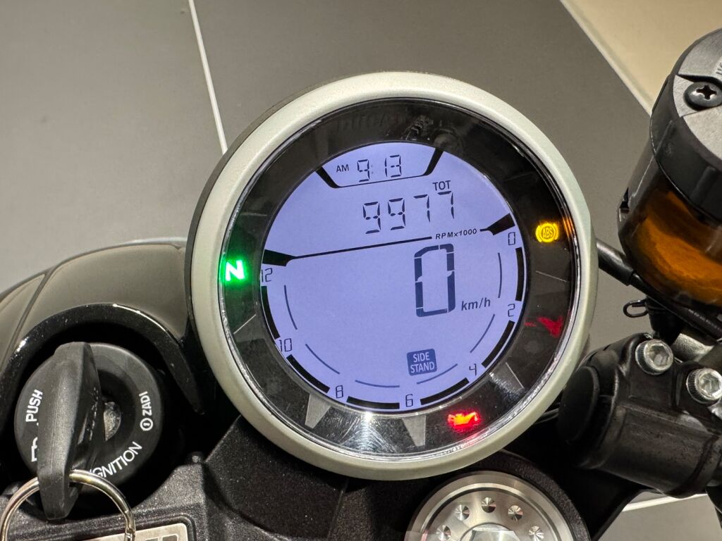 Ducati SCRAMBLER 2017 Musta