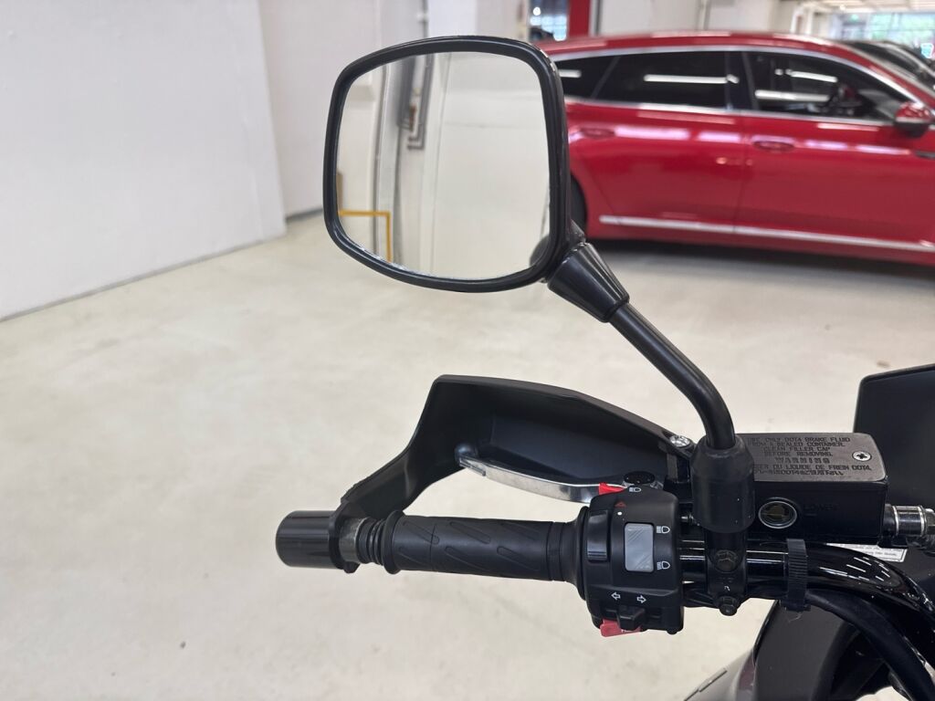 Suzuki DL 2006 Harmaa