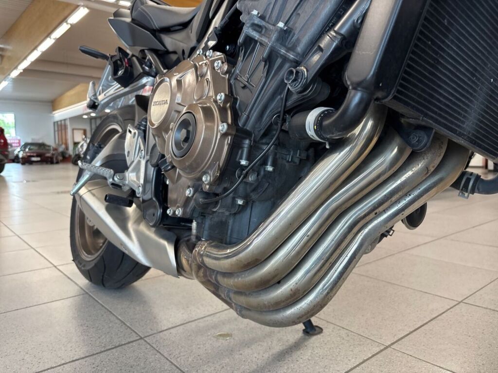 Honda CB 2023 