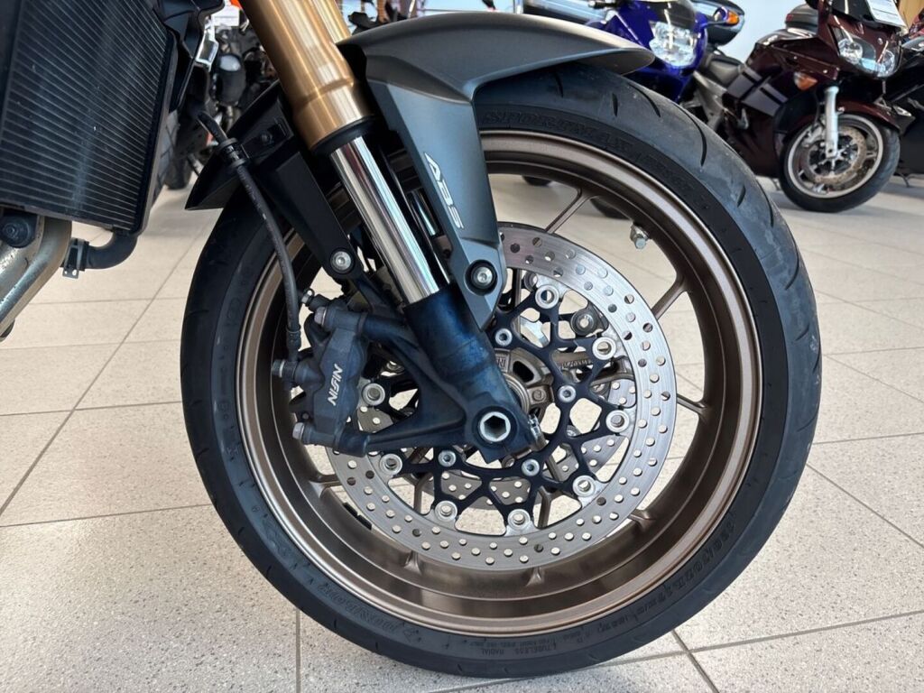 Honda CB 2023 