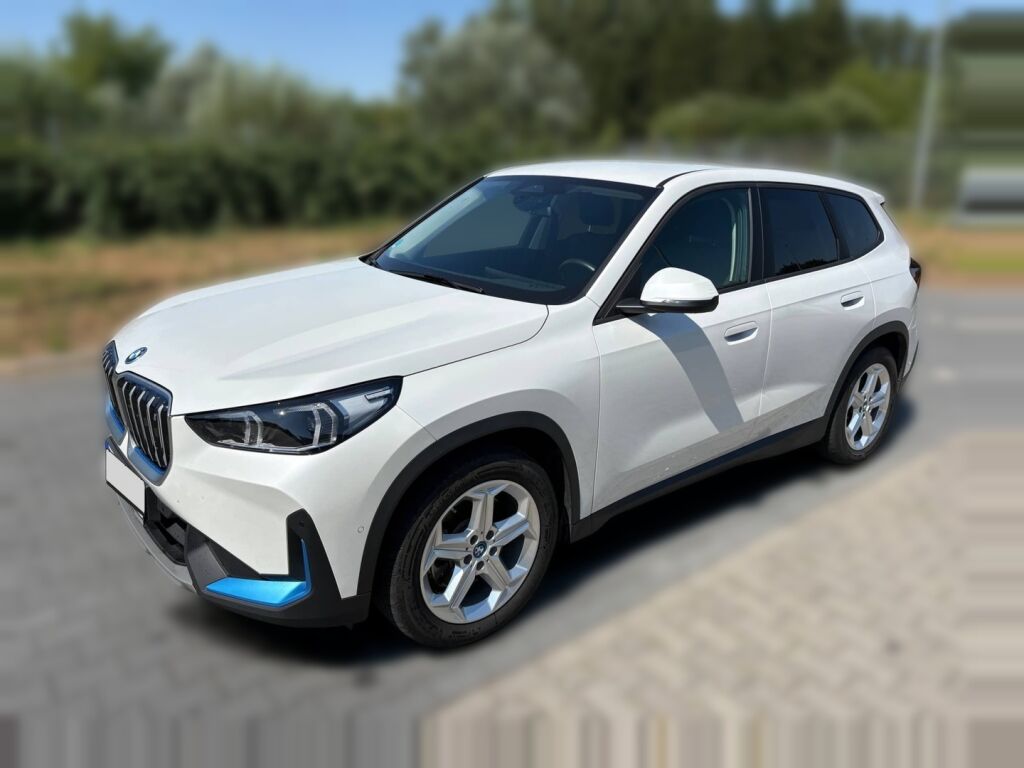 BMW iX1 2023 