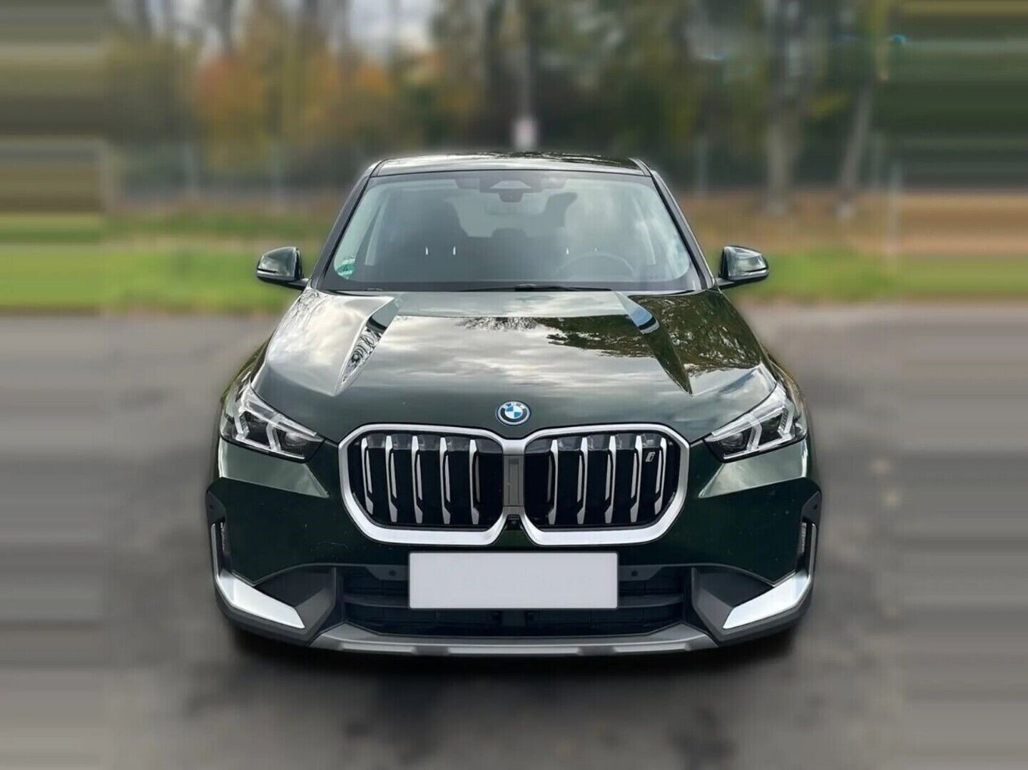 BMW iX1