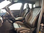 BMW iX1 2024 Musta