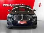 BMW iX1 2024 Musta