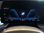 BMW iX1 2024 Musta