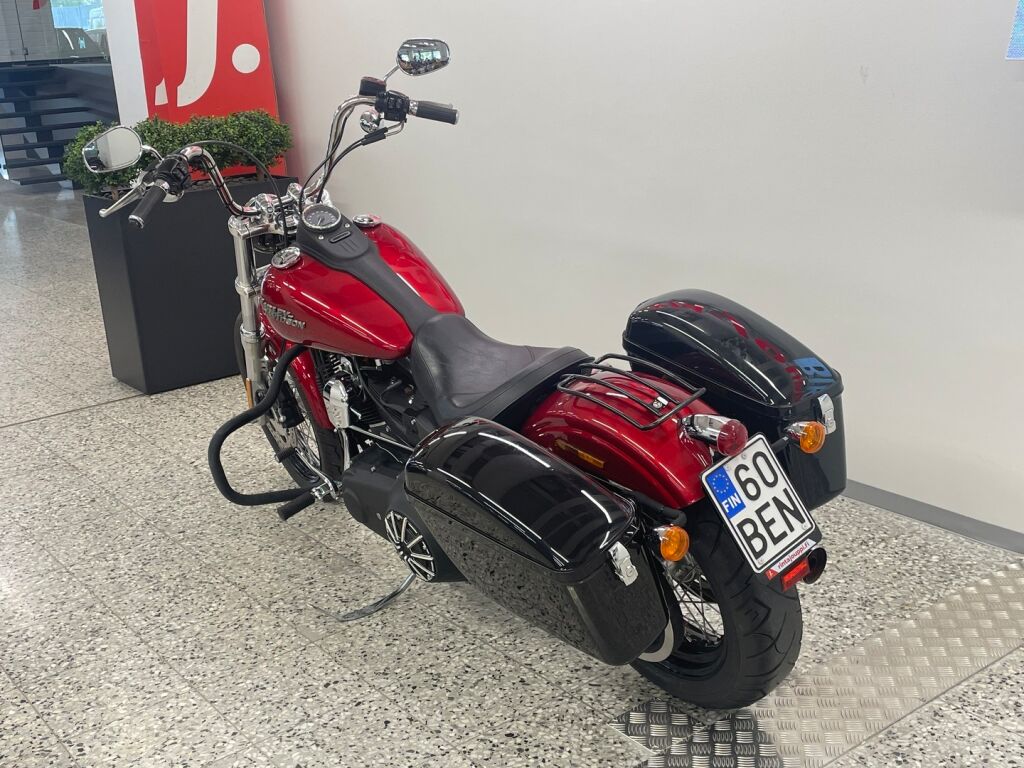 Harley-davidson DYNA 2012 
