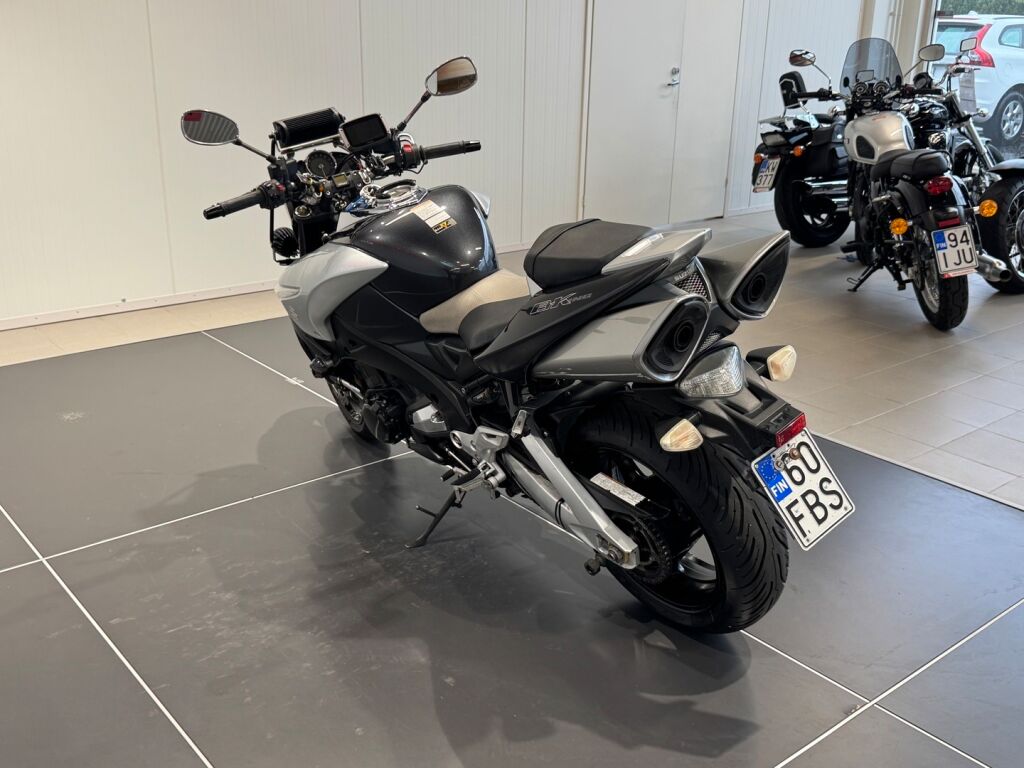 Suzuki GSX 2010 