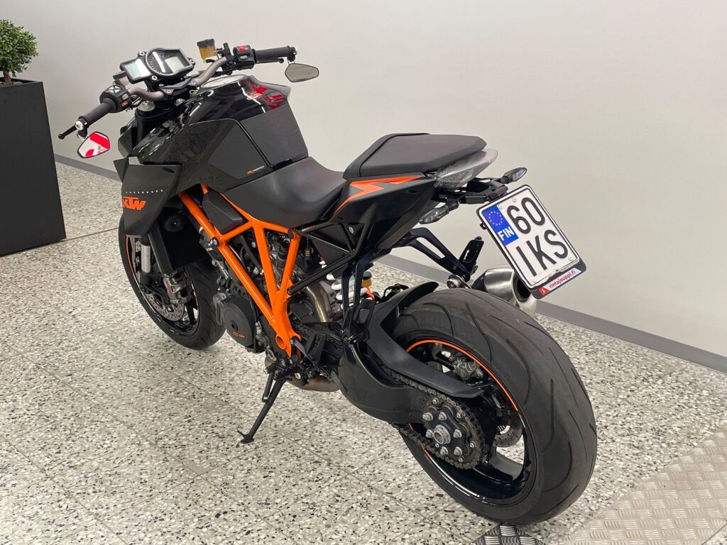 Ktm 1290 2014 Musta