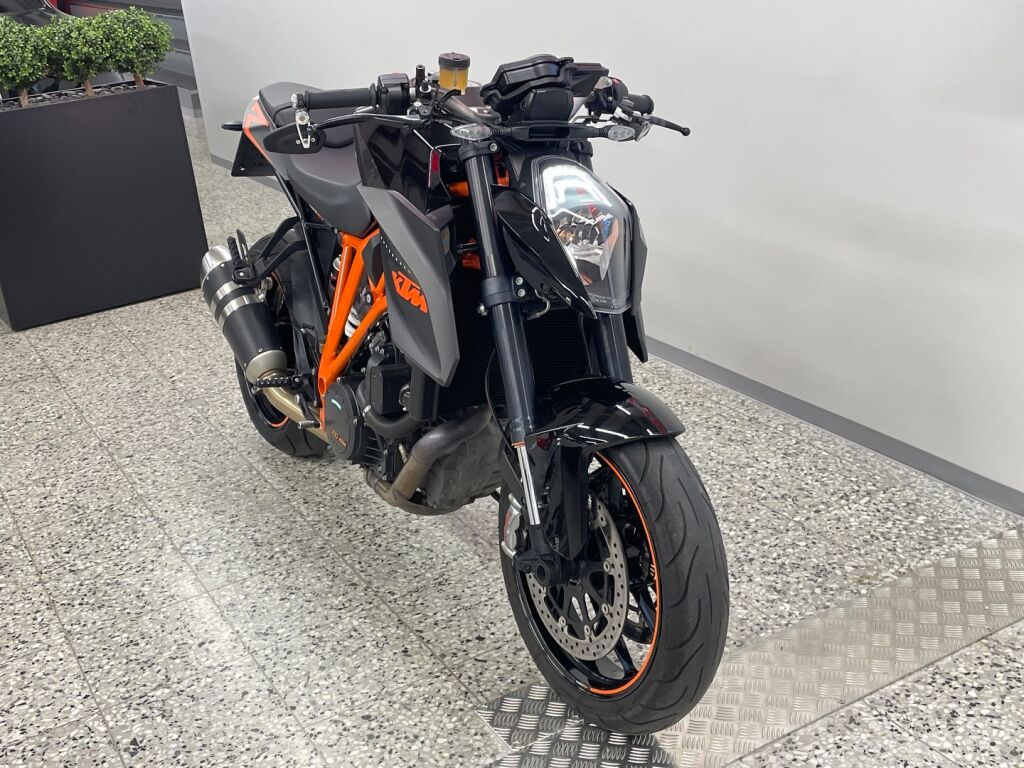 Ktm 1290 2014 Musta